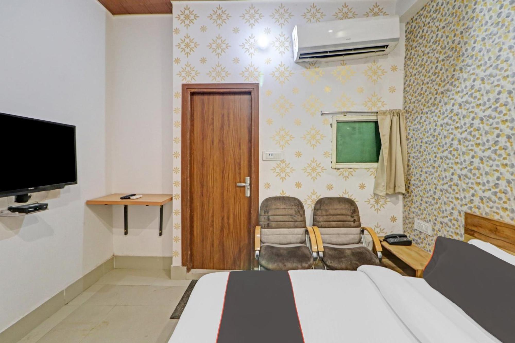 Hotel O Star Ki نيودلهي المظهر الخارجي الصورة